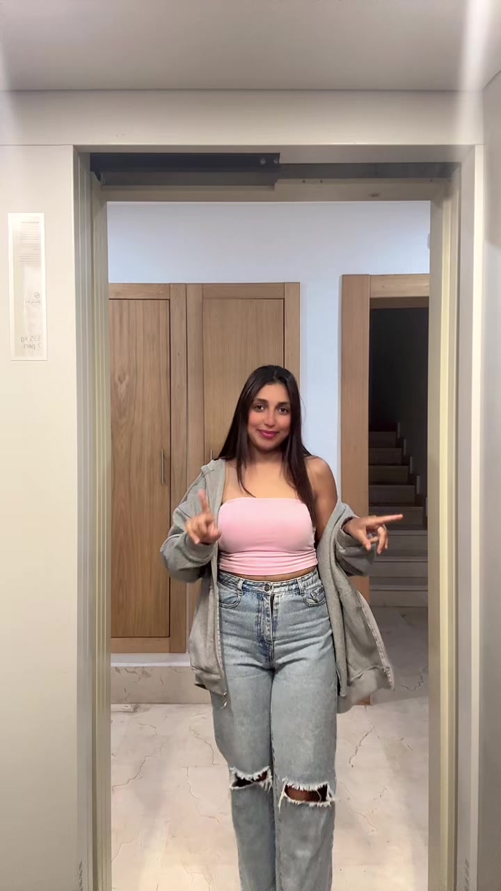 @𝑩𝒓𝒖𝒏𝒆𝒕𝒕𝒆🥥