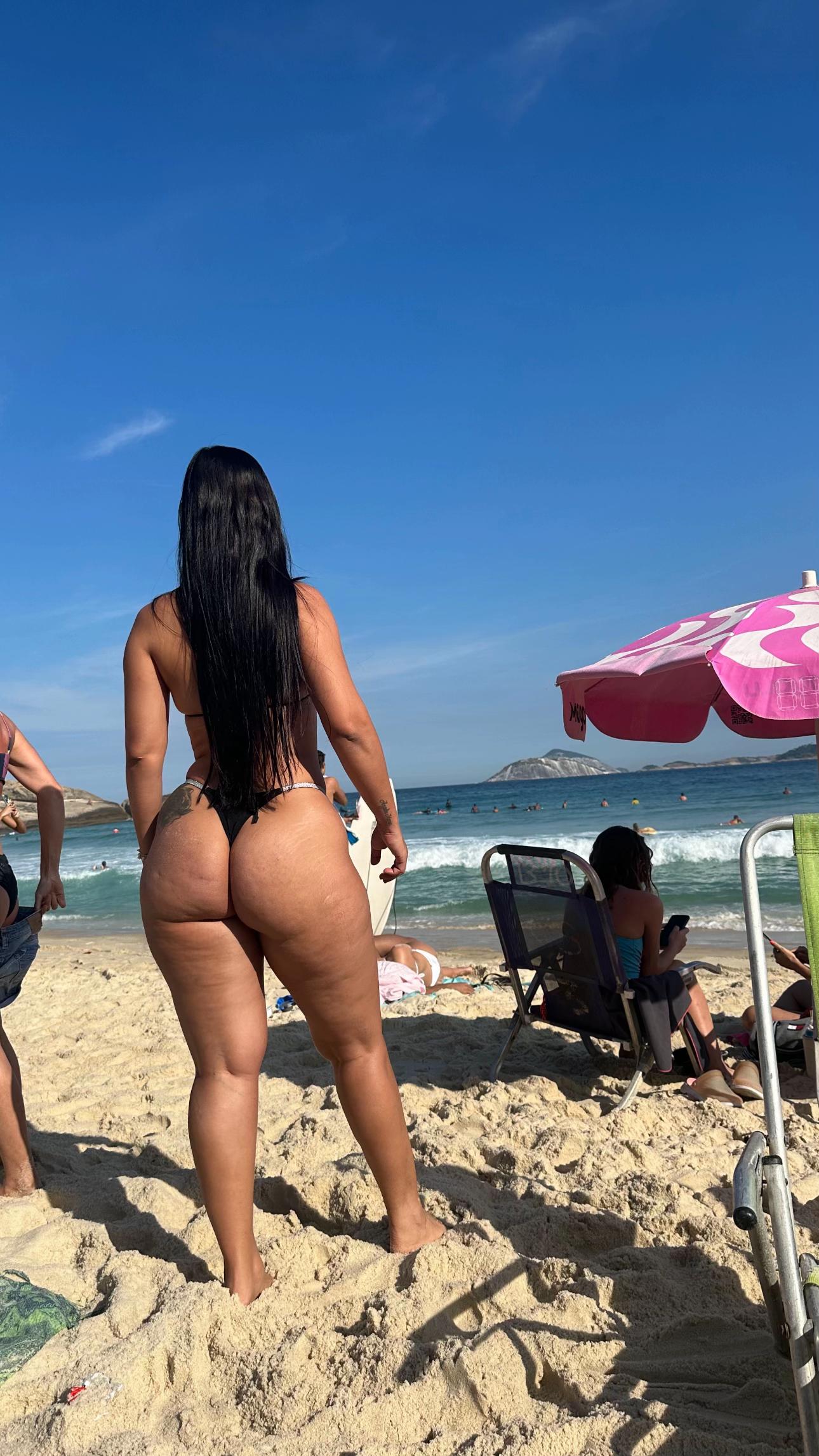 @cazuniangelica