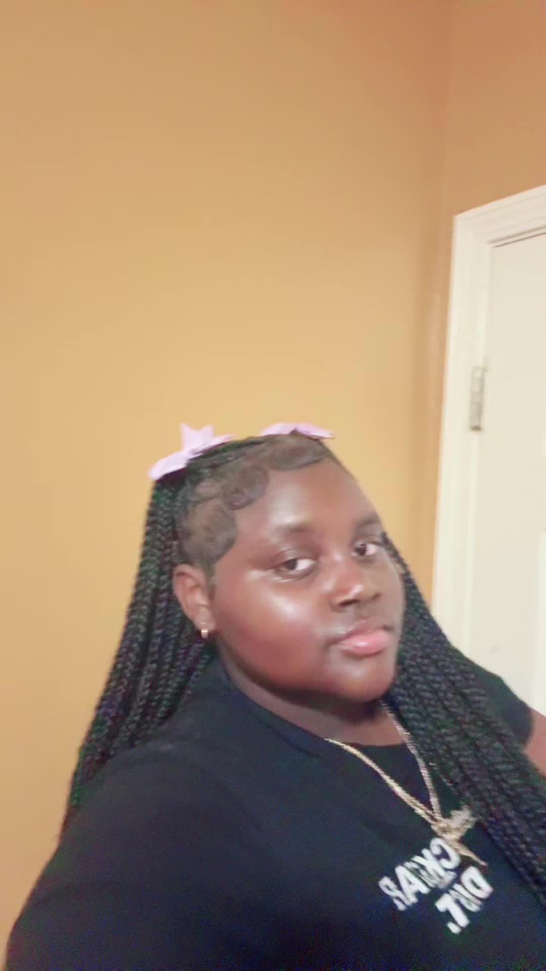 @flyshionlyyyy