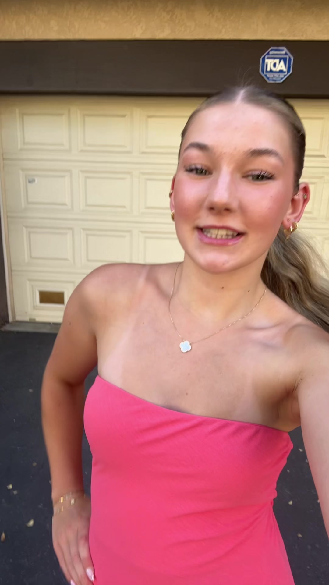 @Lara Fraser