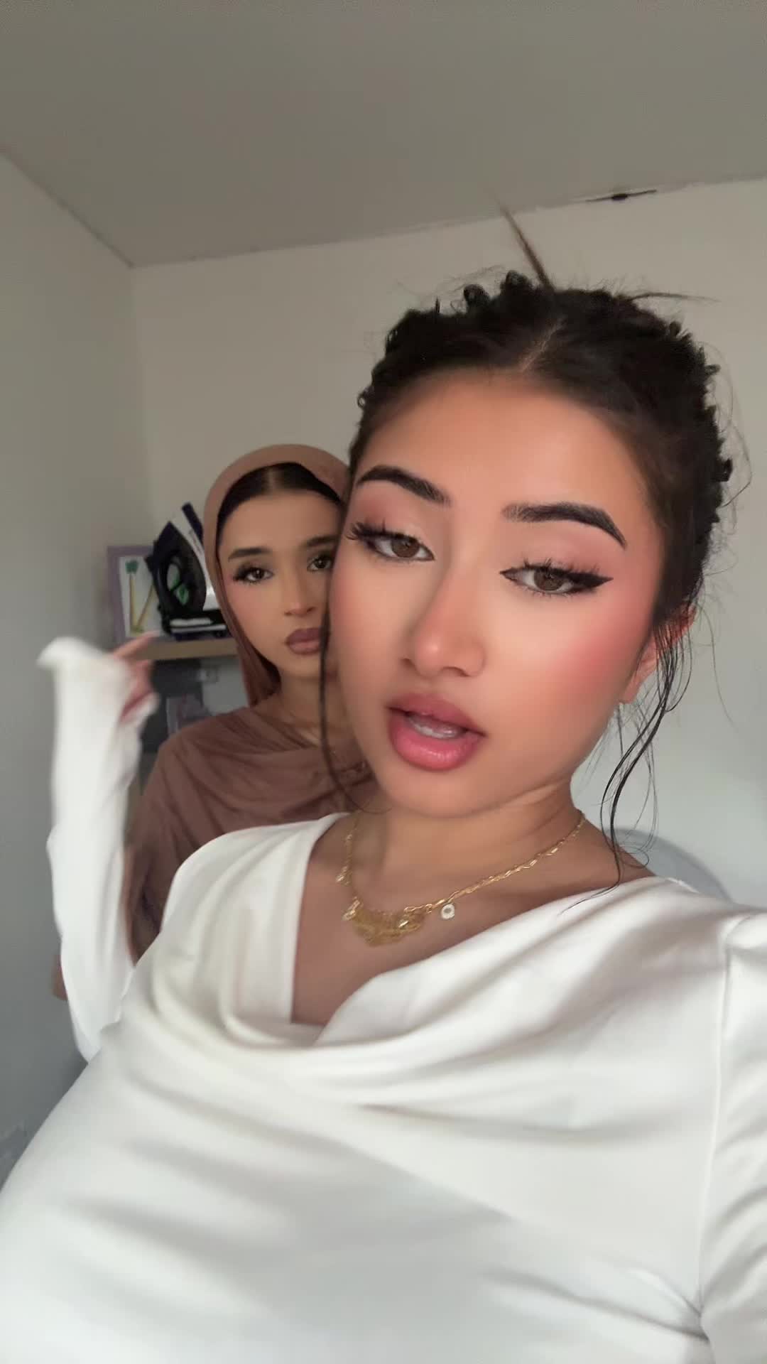 @Simran 💕