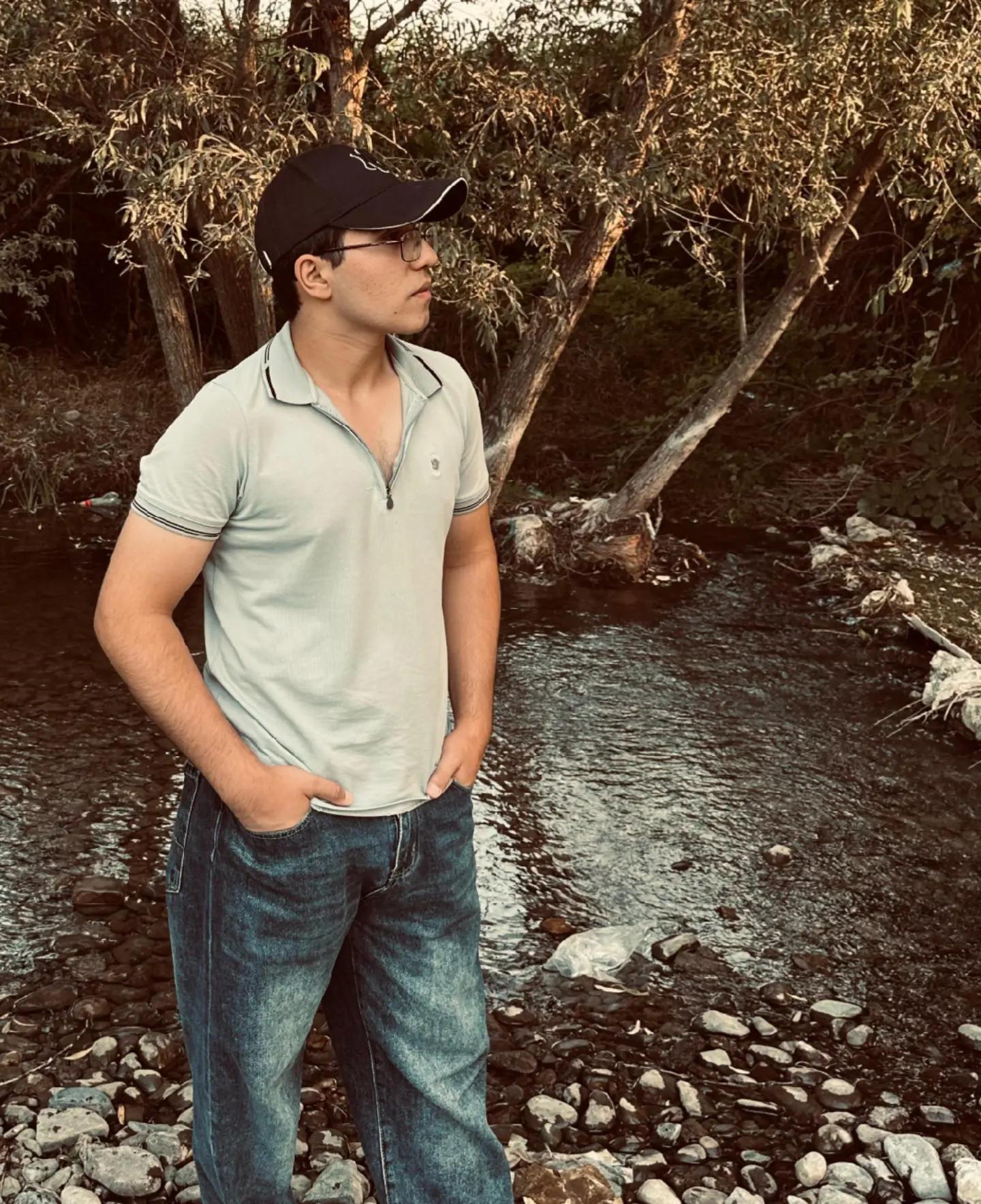 @𝓘𝓵𝓱𝓪𝓶 𝓘𝓼𝓶𝓪𝔂𝓵𝓸𝓿 🏹
