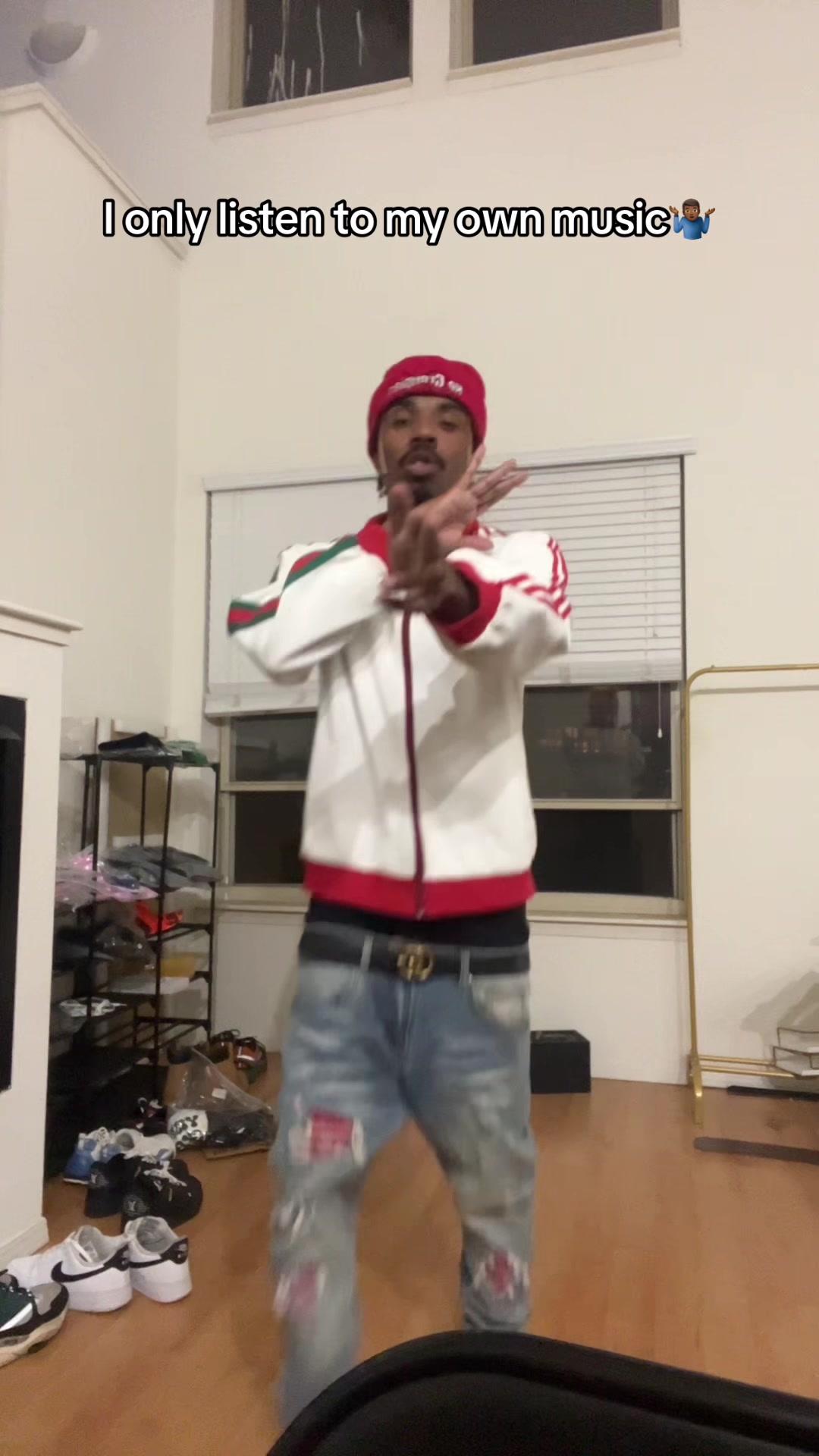 @HollywoodSwervo