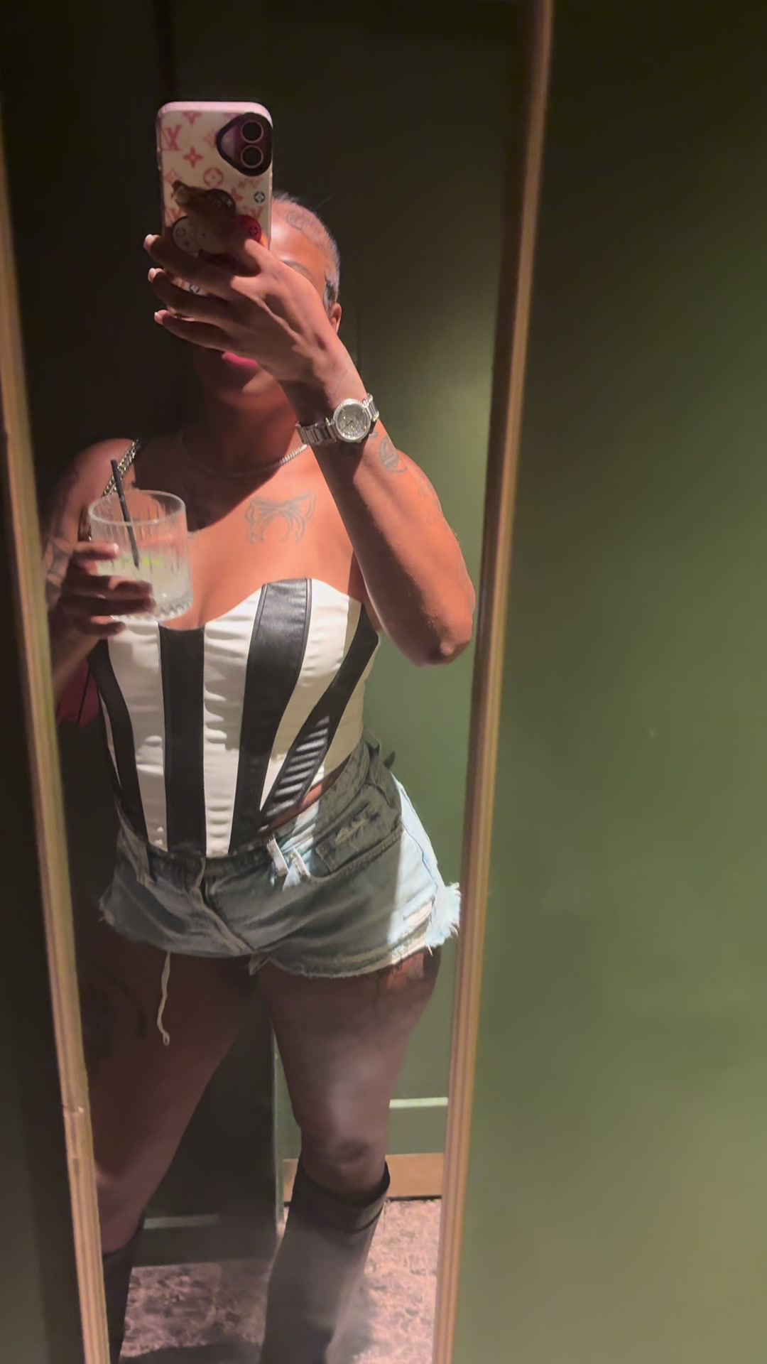 @TheeFemaleHustler❤️&zwj;🔥