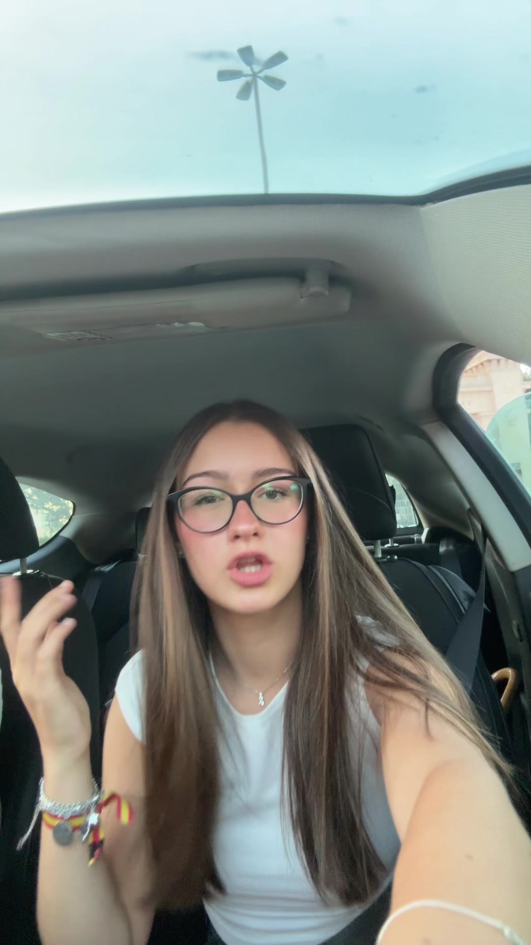 @dafnezafrani