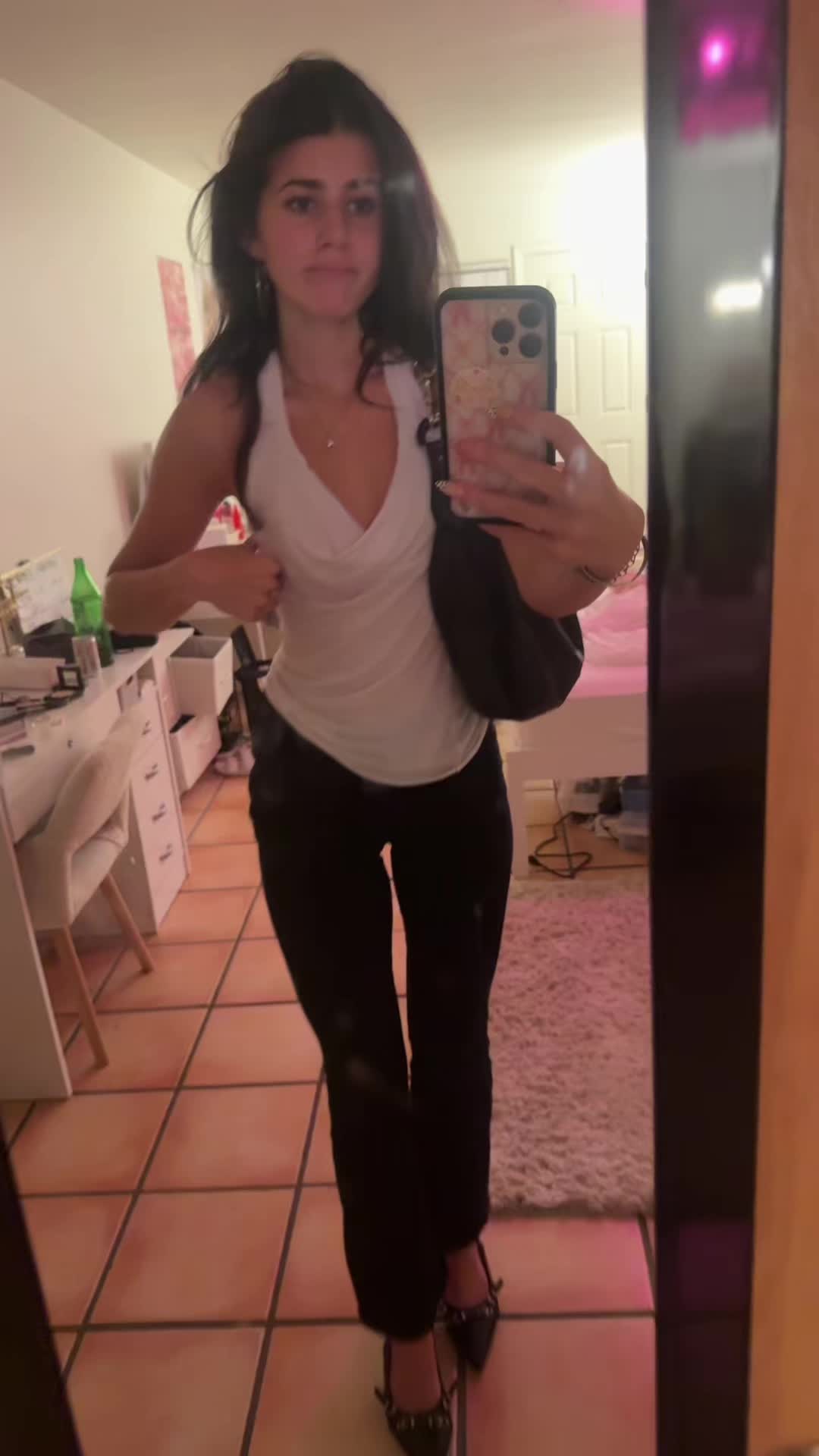 @mia
