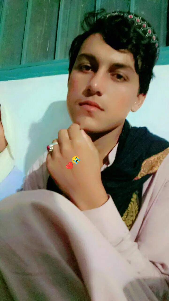 @🫴🫀⚔️Khan 🍂 ͡ಠ⚔️ಠ)̲̅💔jee🌹