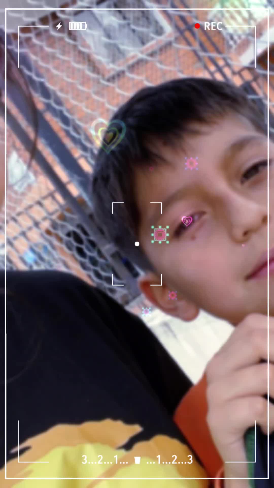 @Dianymf
