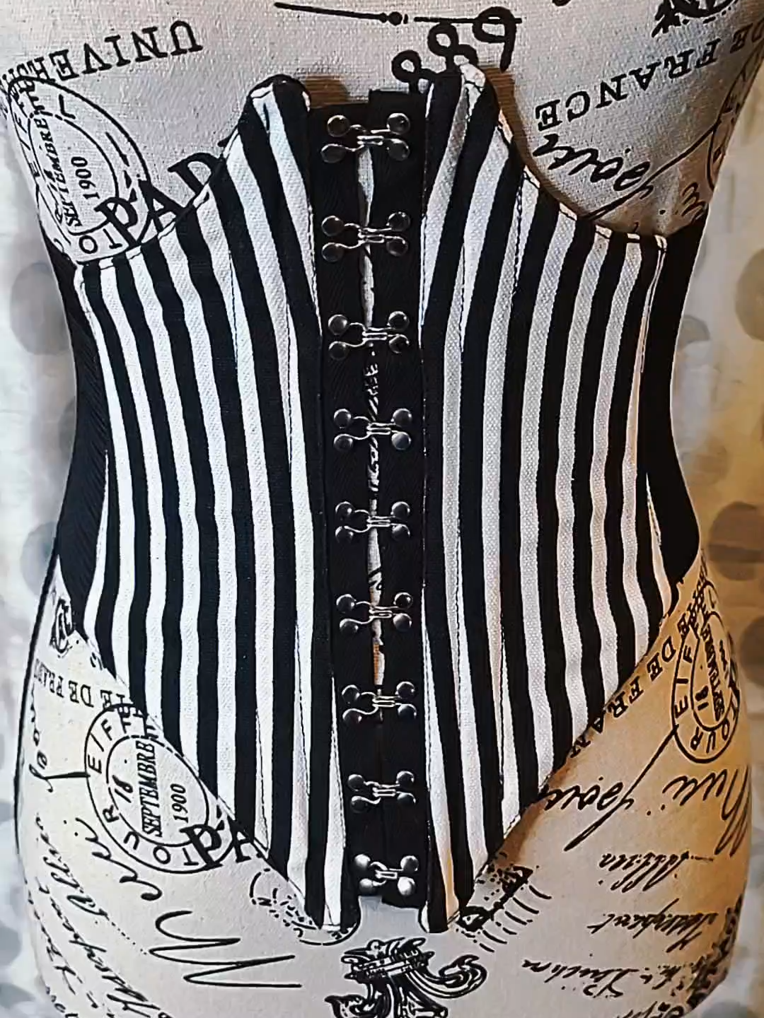 @venusandmarsclothing