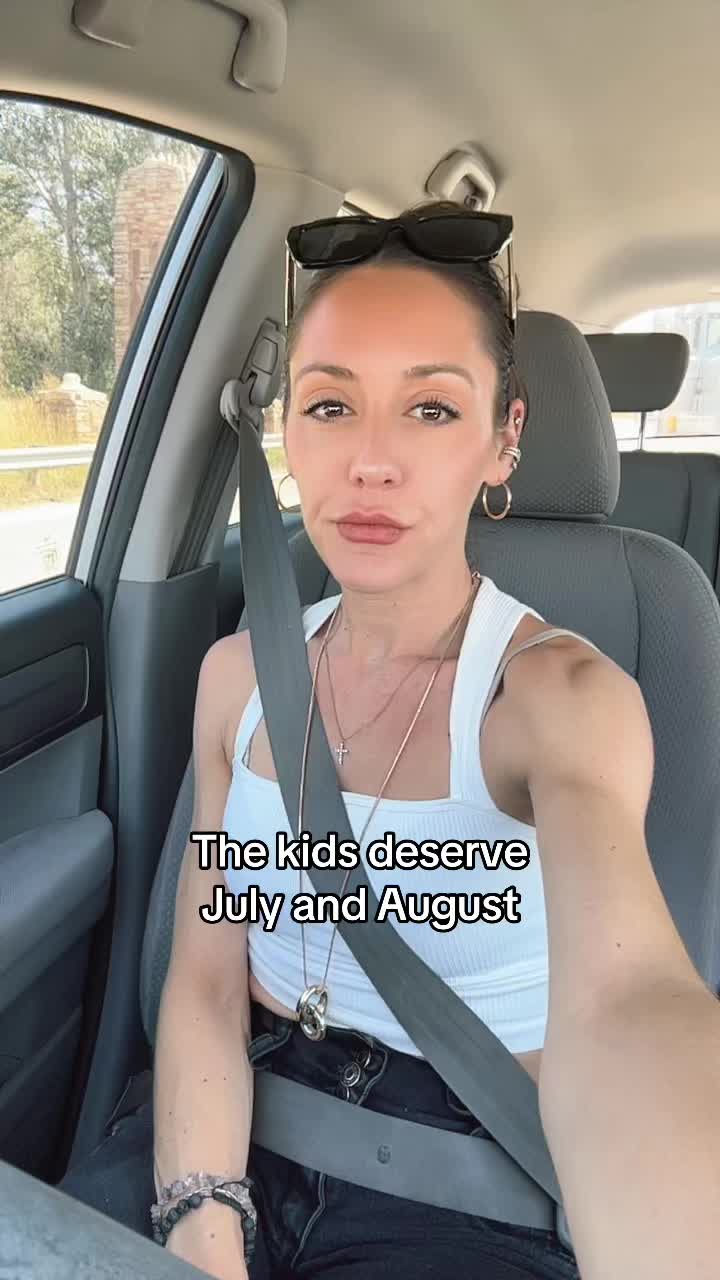 @thegirlfromboston
