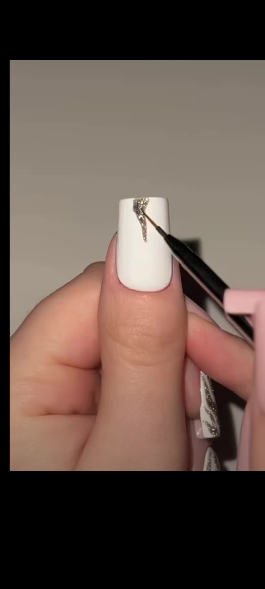 @Nails_nazli_