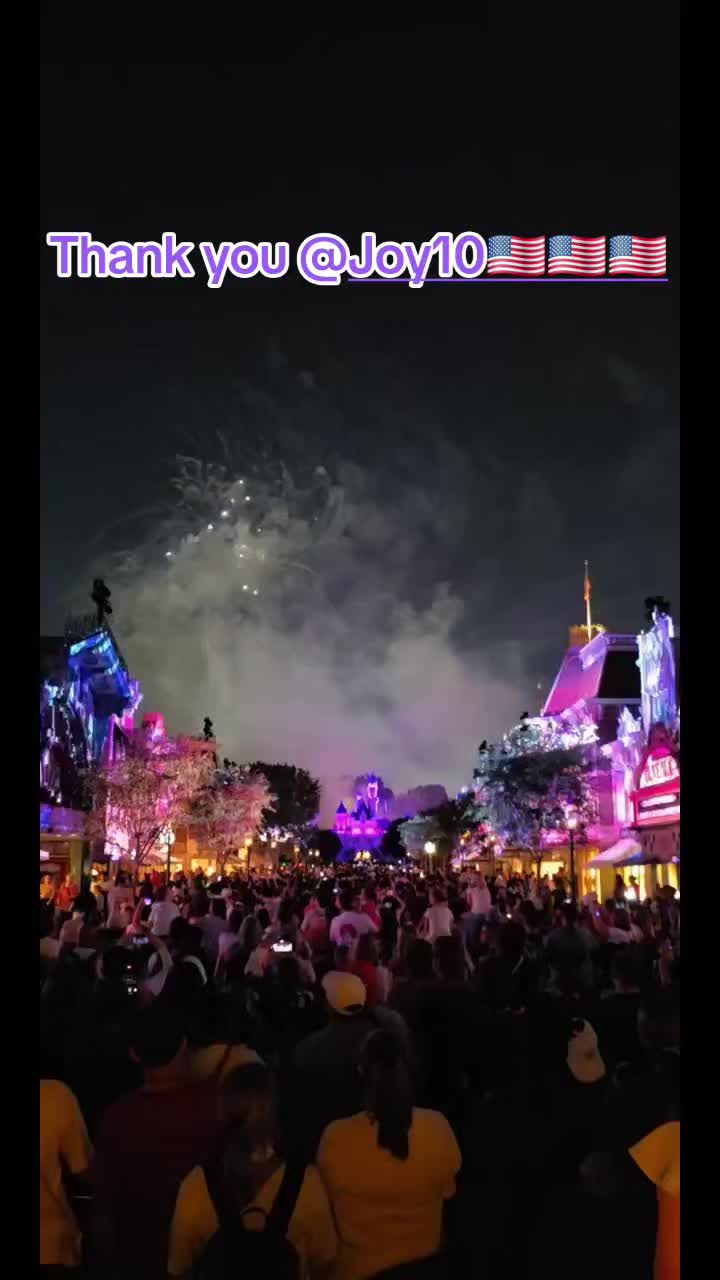 @HoneyBDisney