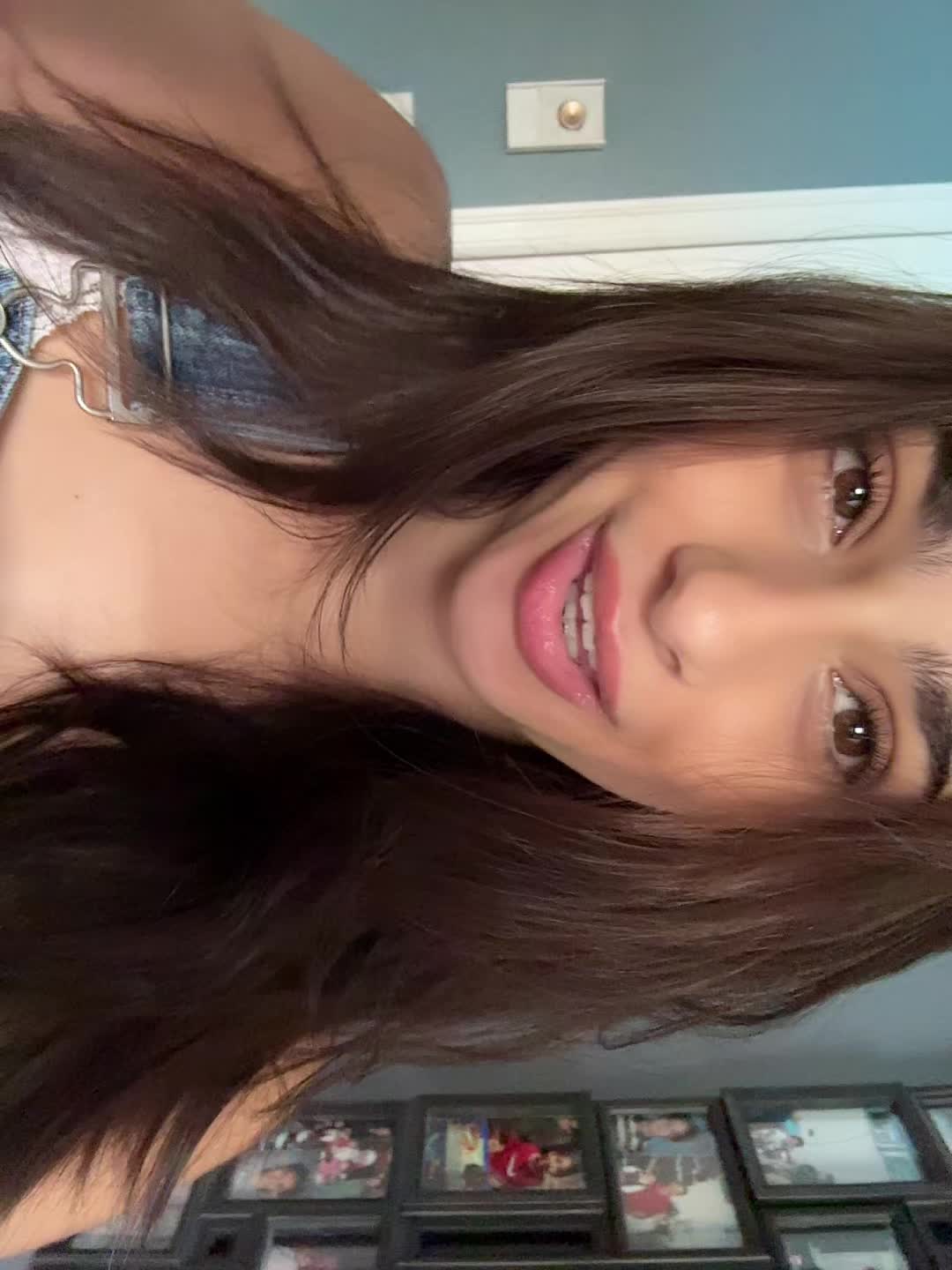 @ejla🧸🎀💗🙈