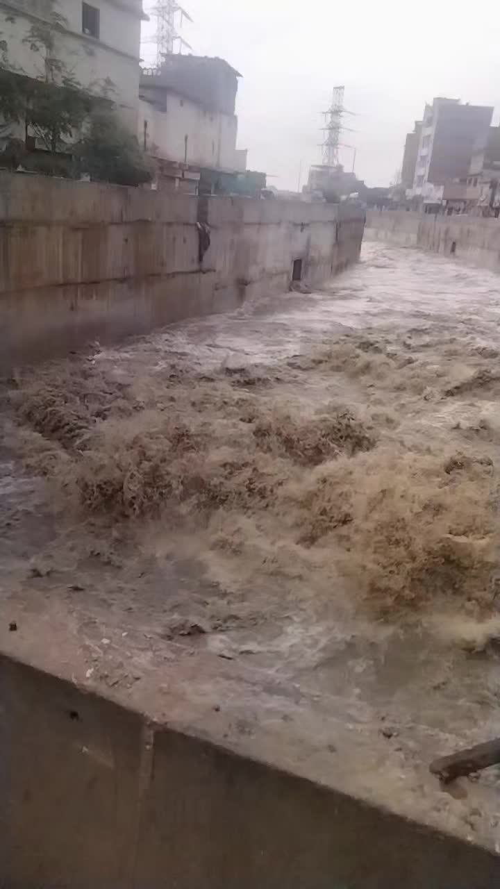 @302.king .pakistan .