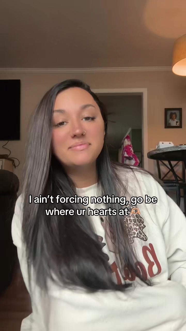 @jade 🖤🍒