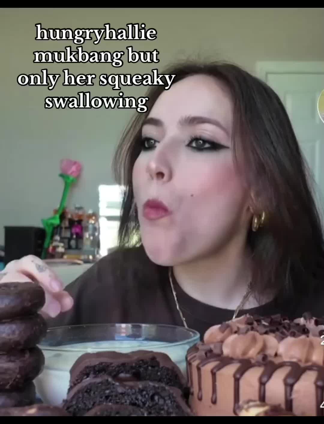 @Ava