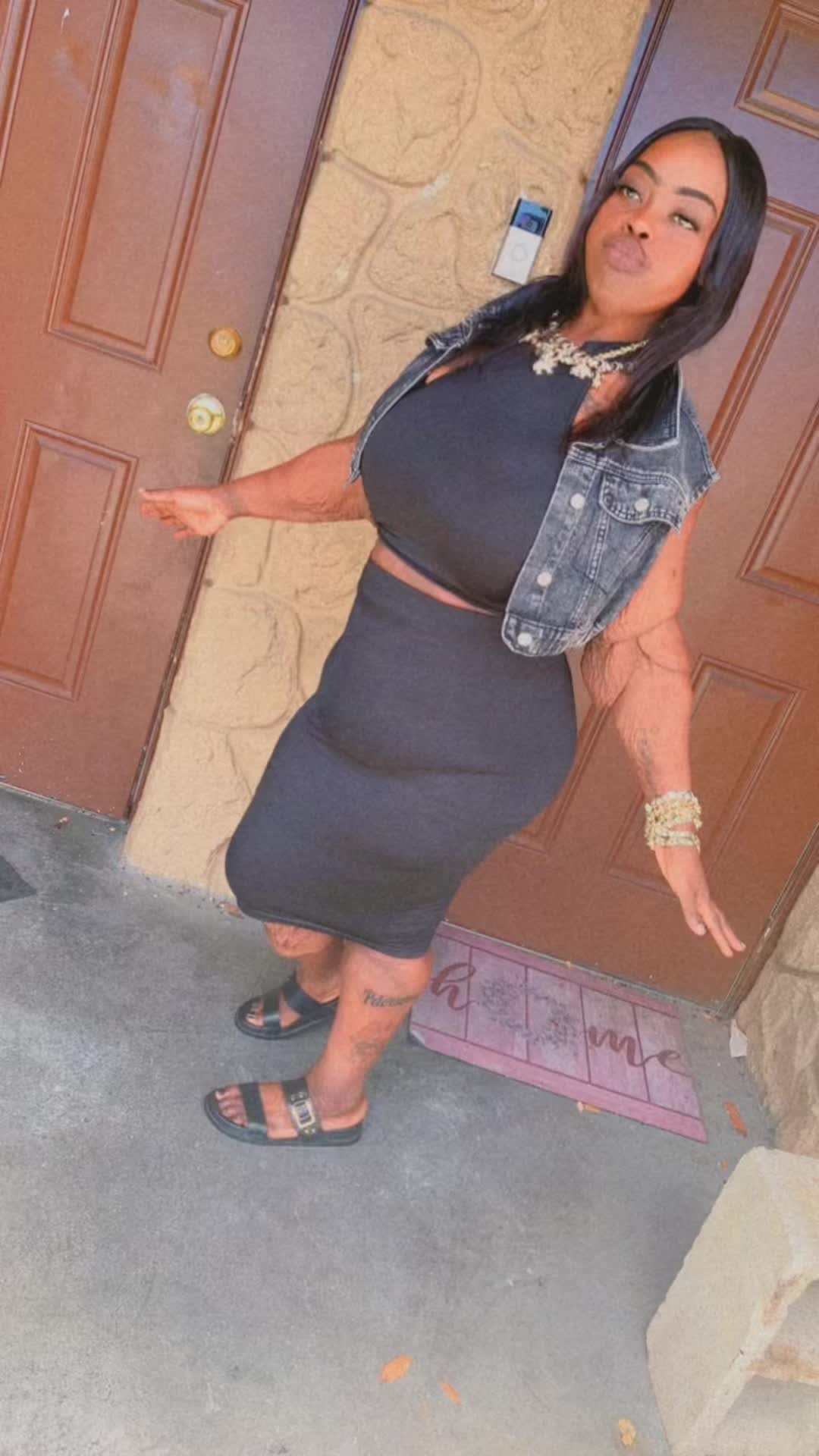 @🥰🥰QUEEN JUJU🥰🥰