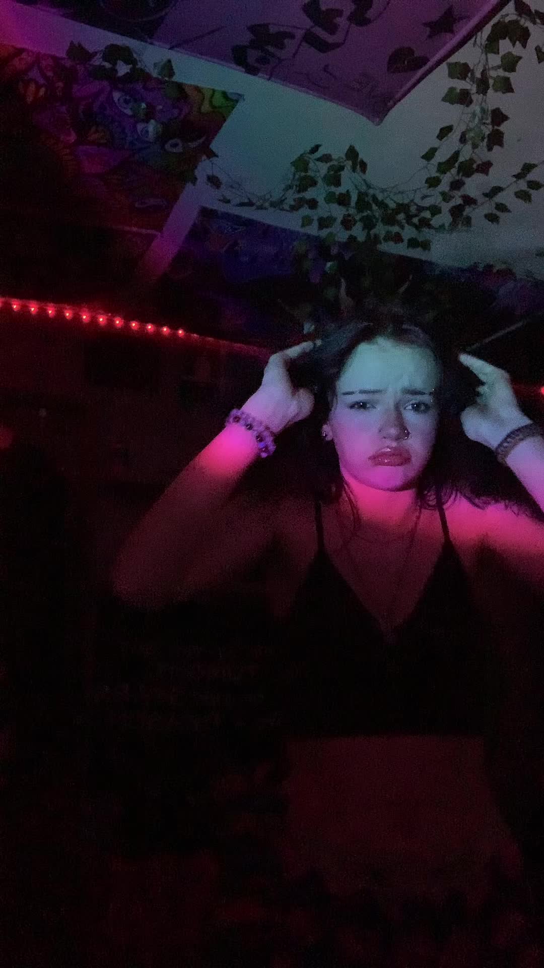 @Ry