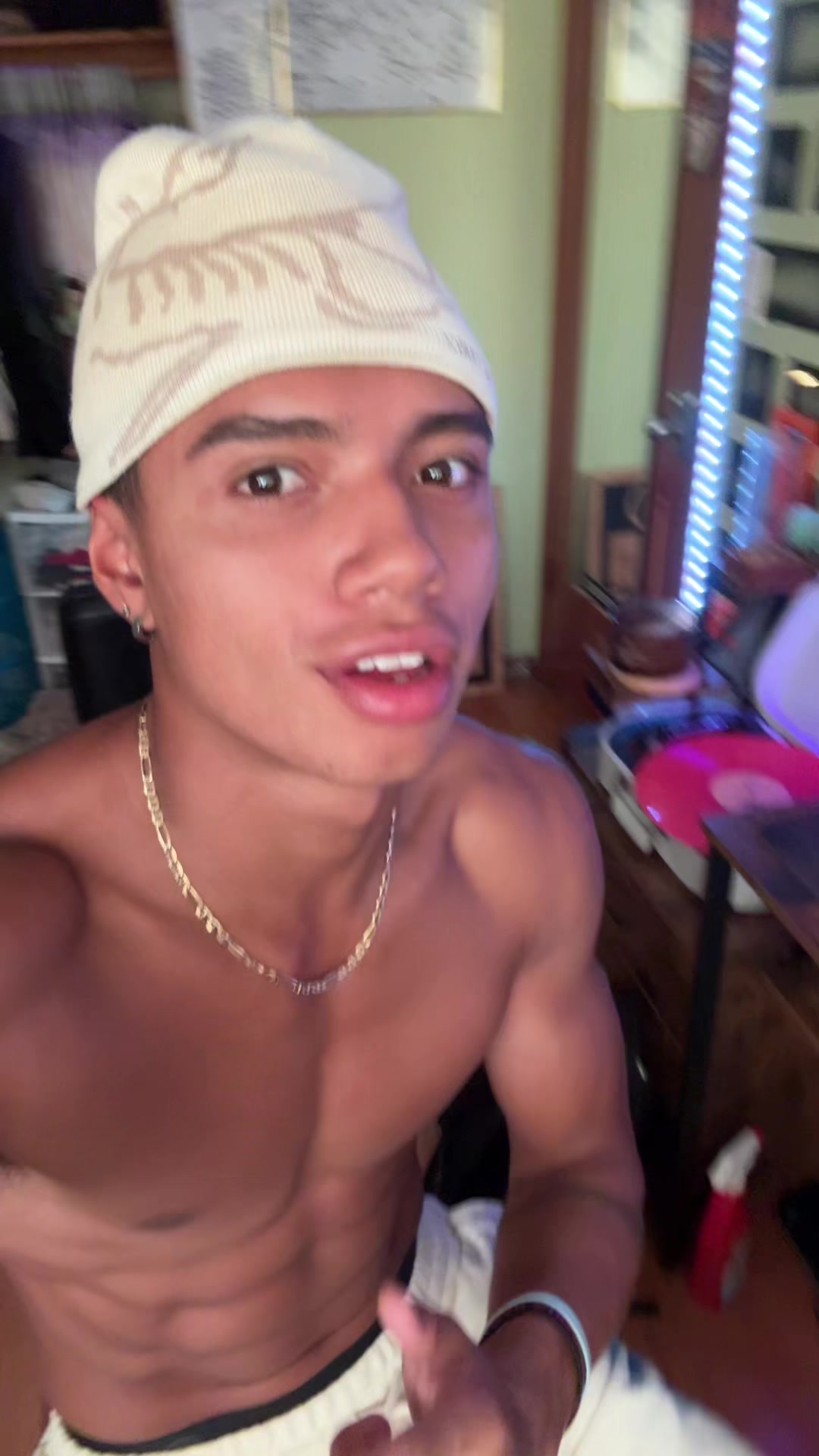 @Bo