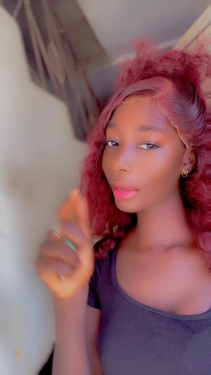 @Anita  bby 🦋💋