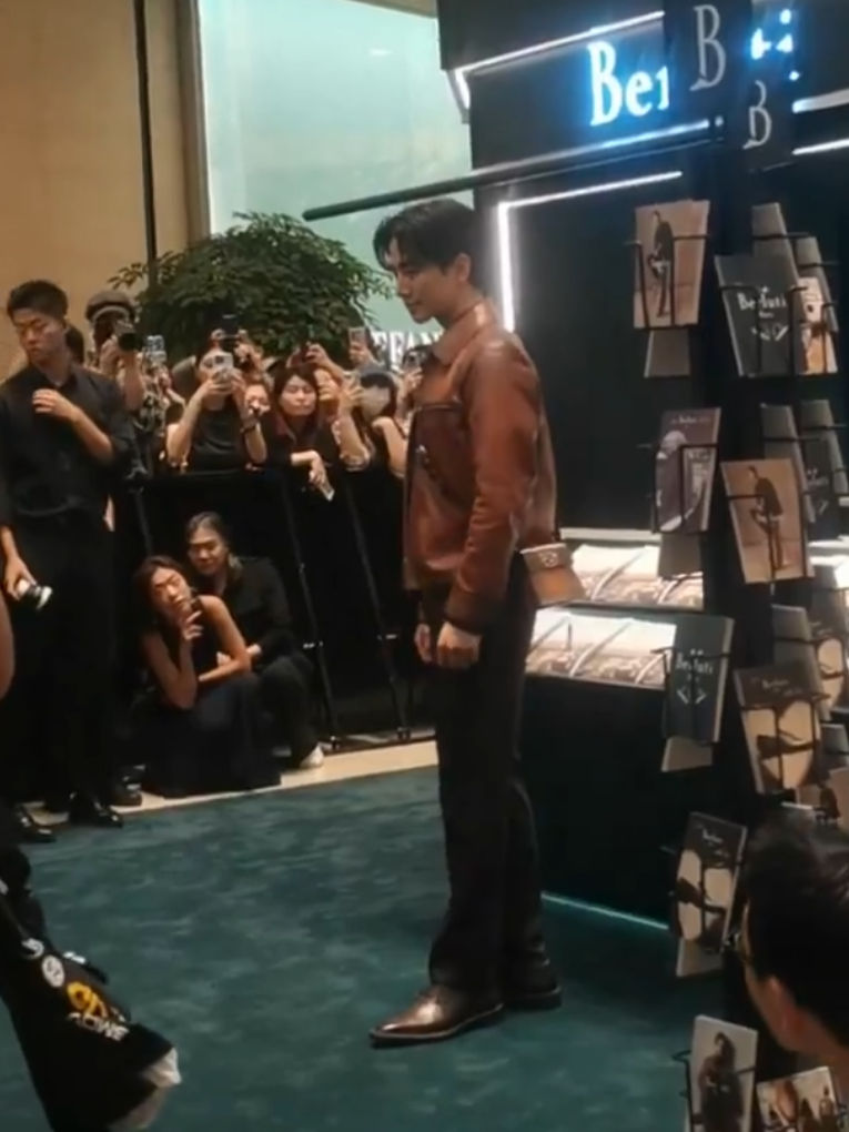 @Lee Junho Chile🇨🇱