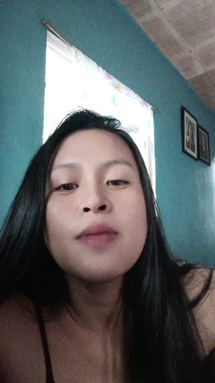 @Jee_Jee🫨🫣