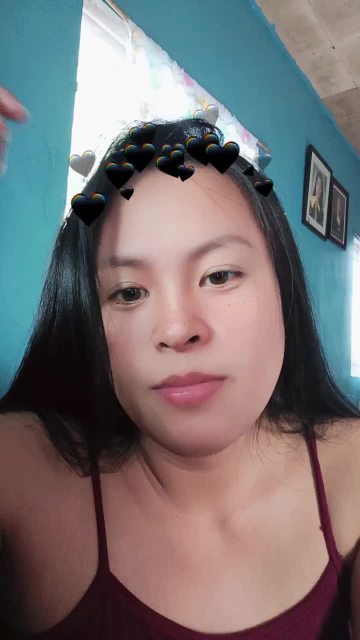 @Jee_Jee🫨🫣