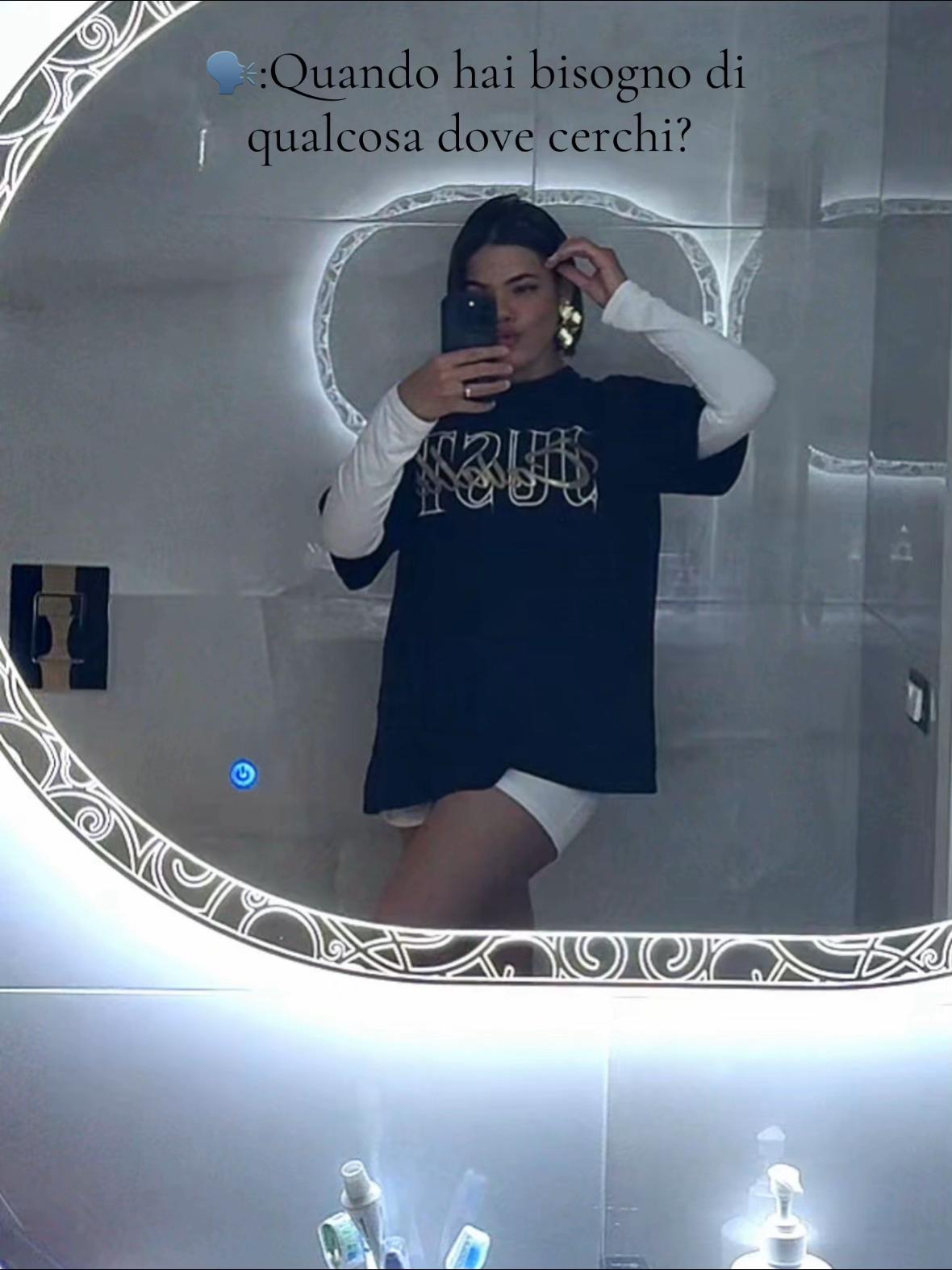 @LOREDANA🖤