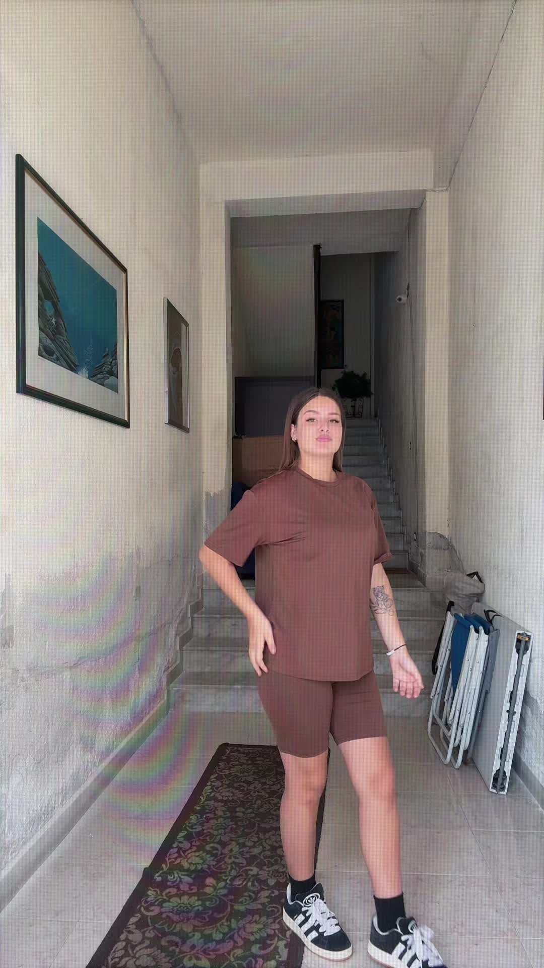 @Asia_piacente