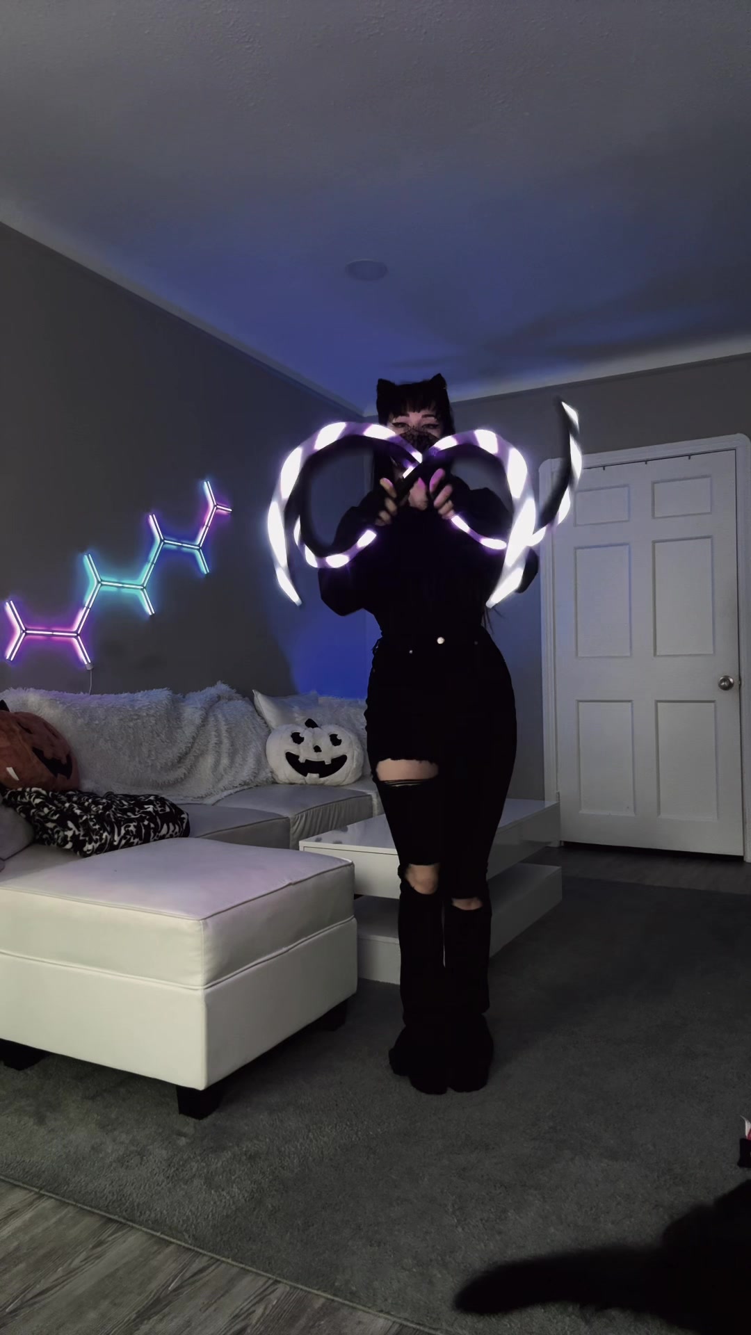 @Pyro.Kitten