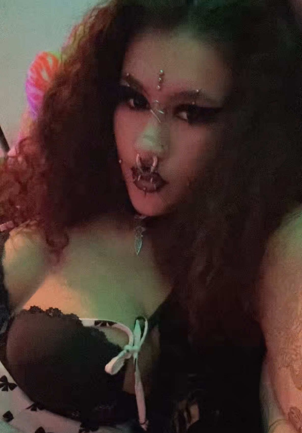 @🕷️𝕵𝖊𝖓𝖓𝖆🕷️