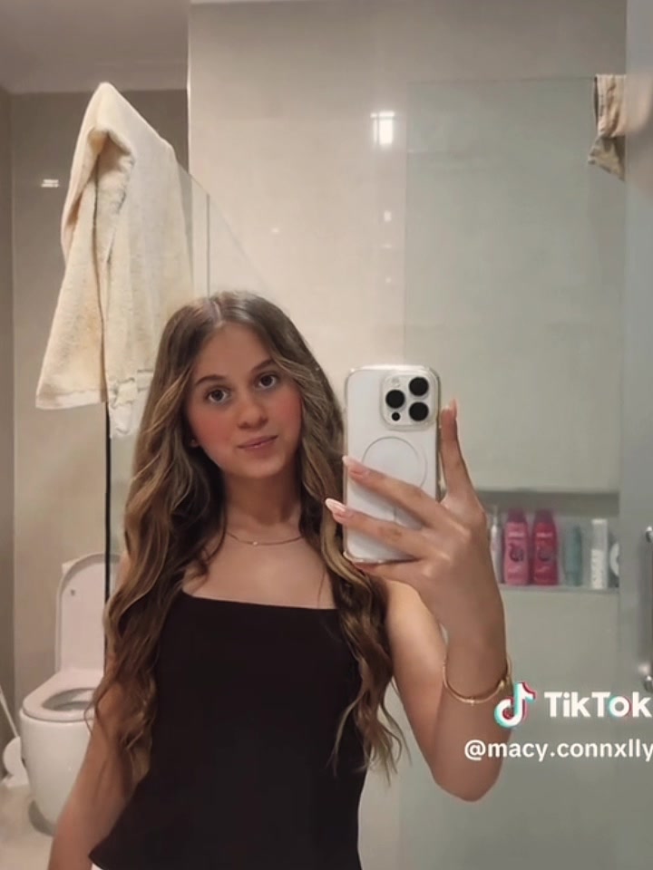 @Liv 𑁤