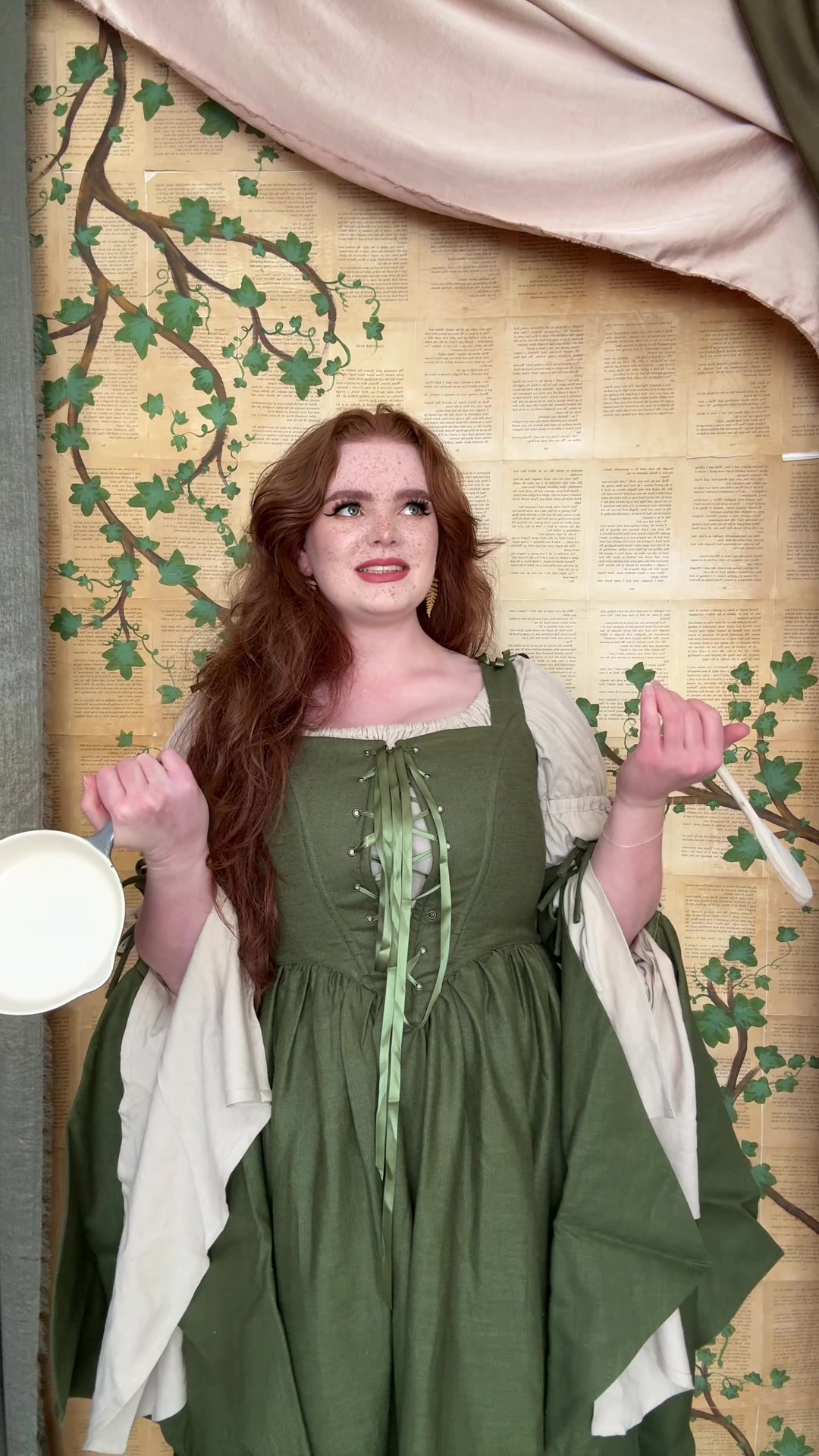 @missdeadlyred