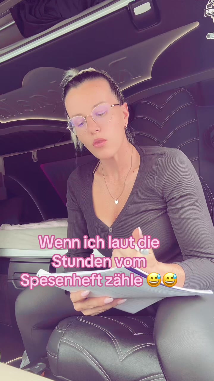@Raphaela