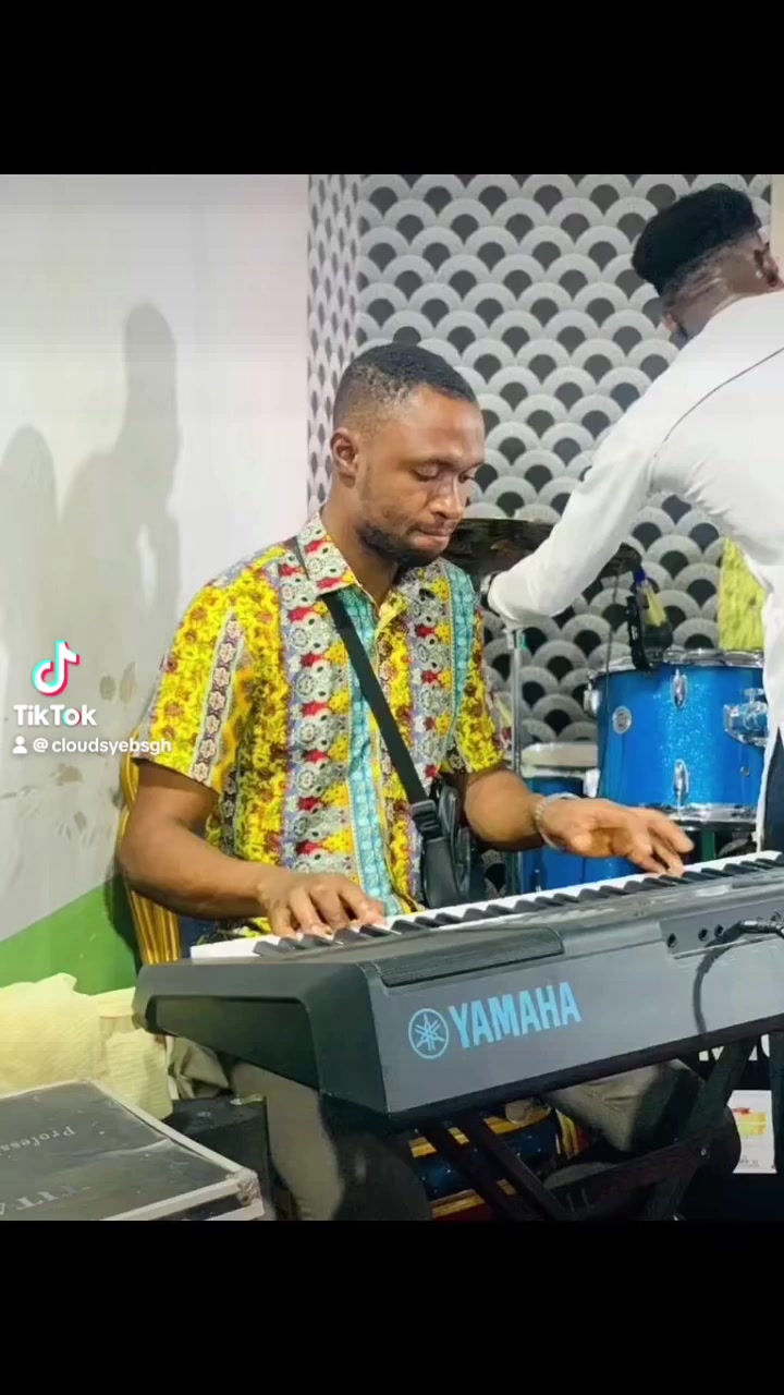 @KobbyClouds
