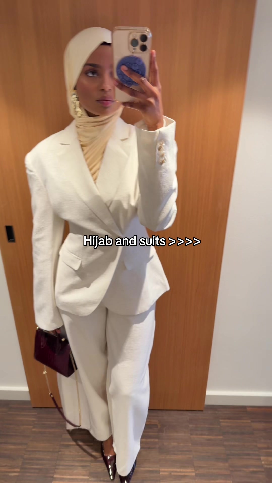@wolfieaziza
