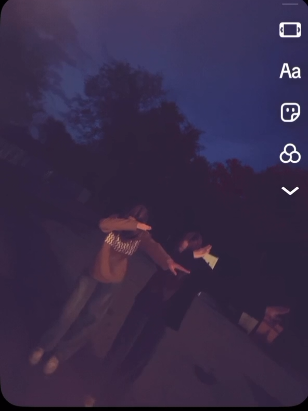 @🙇🏻&zwj;♀️