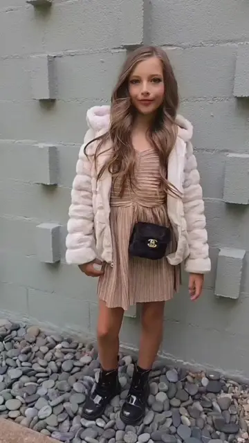 @AnnaNicole