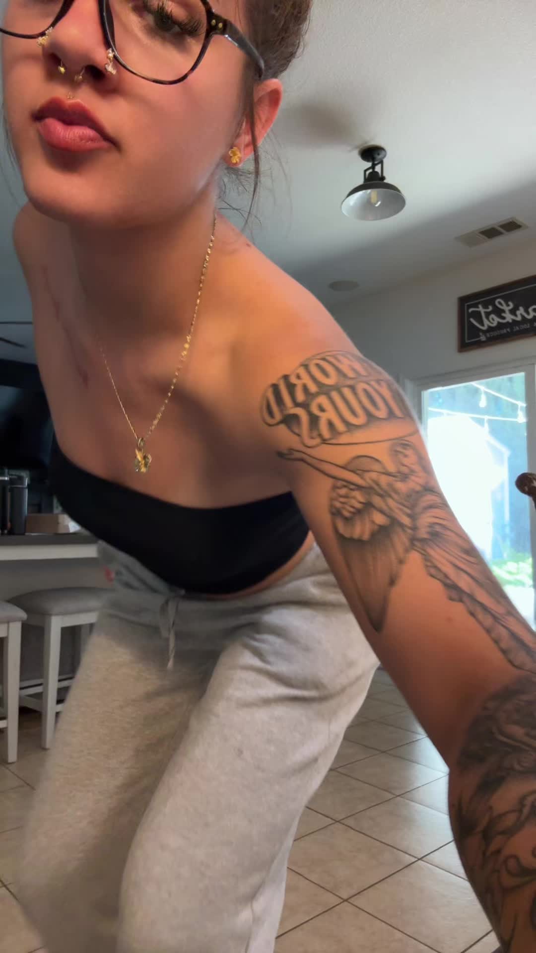 @bigshartyy