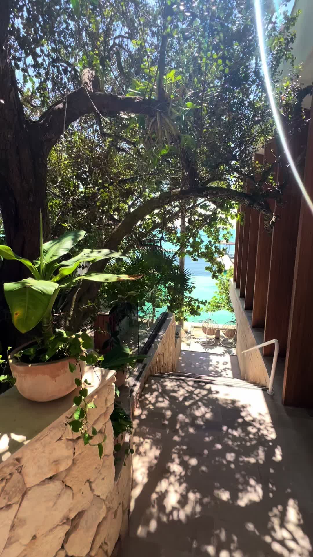 @Darla | Destinations by Darla