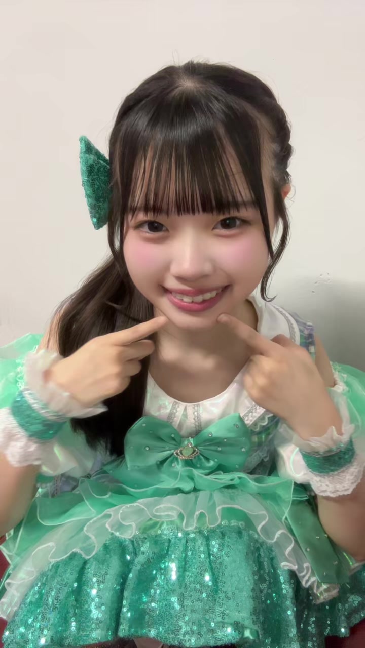 @此花ひおの