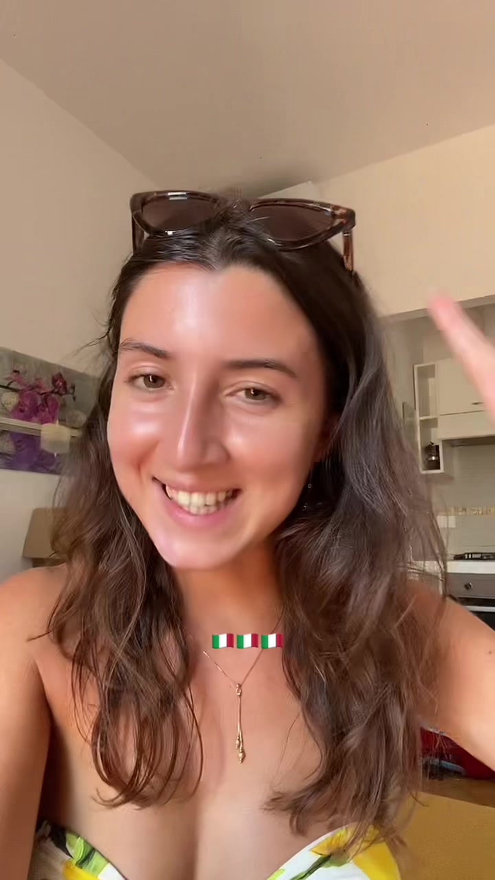 @Elena in Italy 🇮🇹