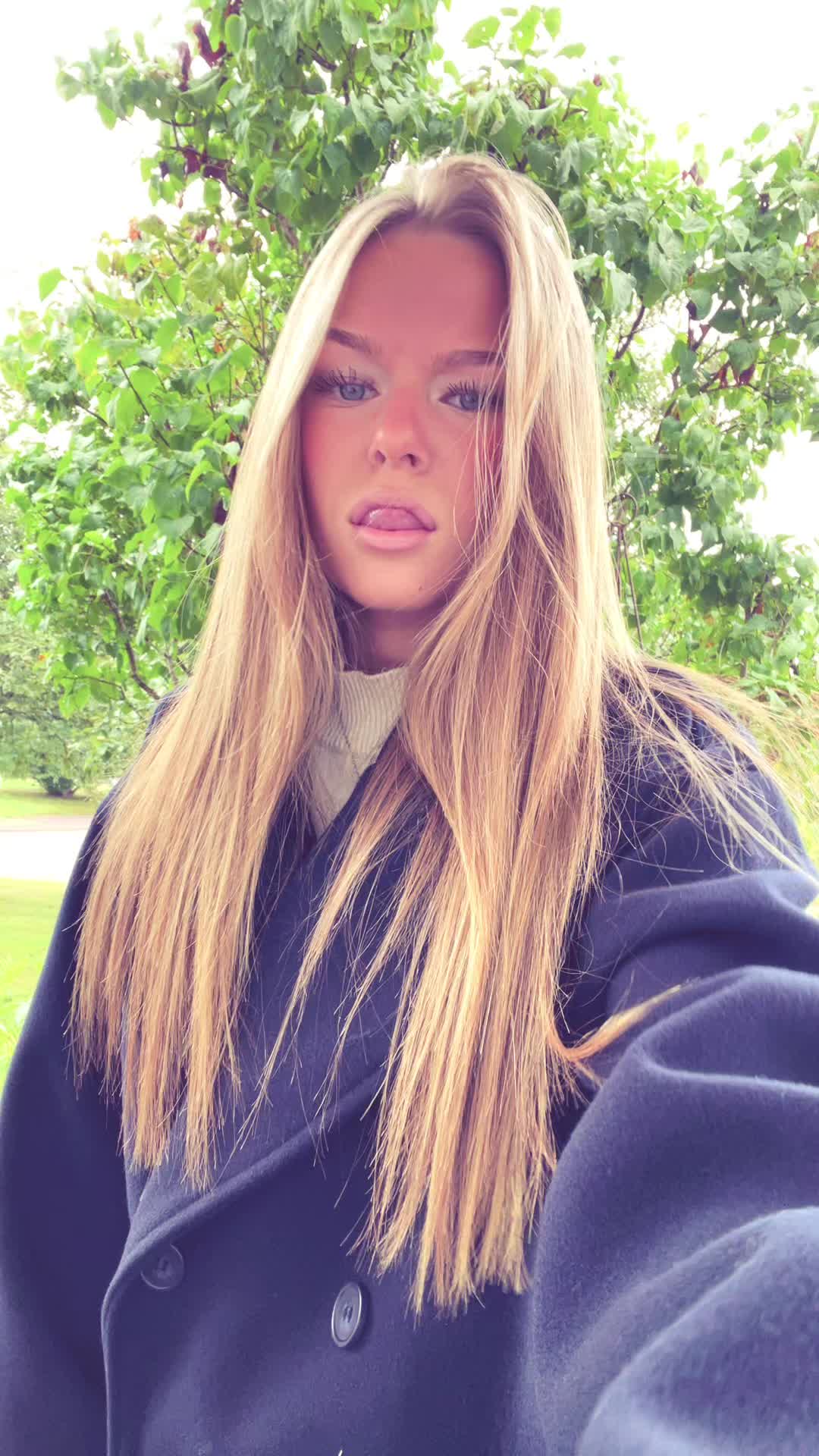 @ellaolivspam