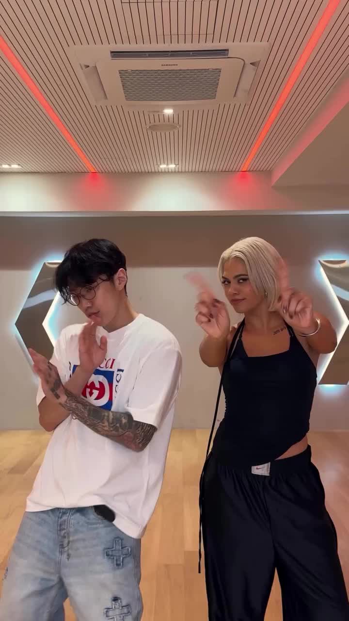 @jayemi