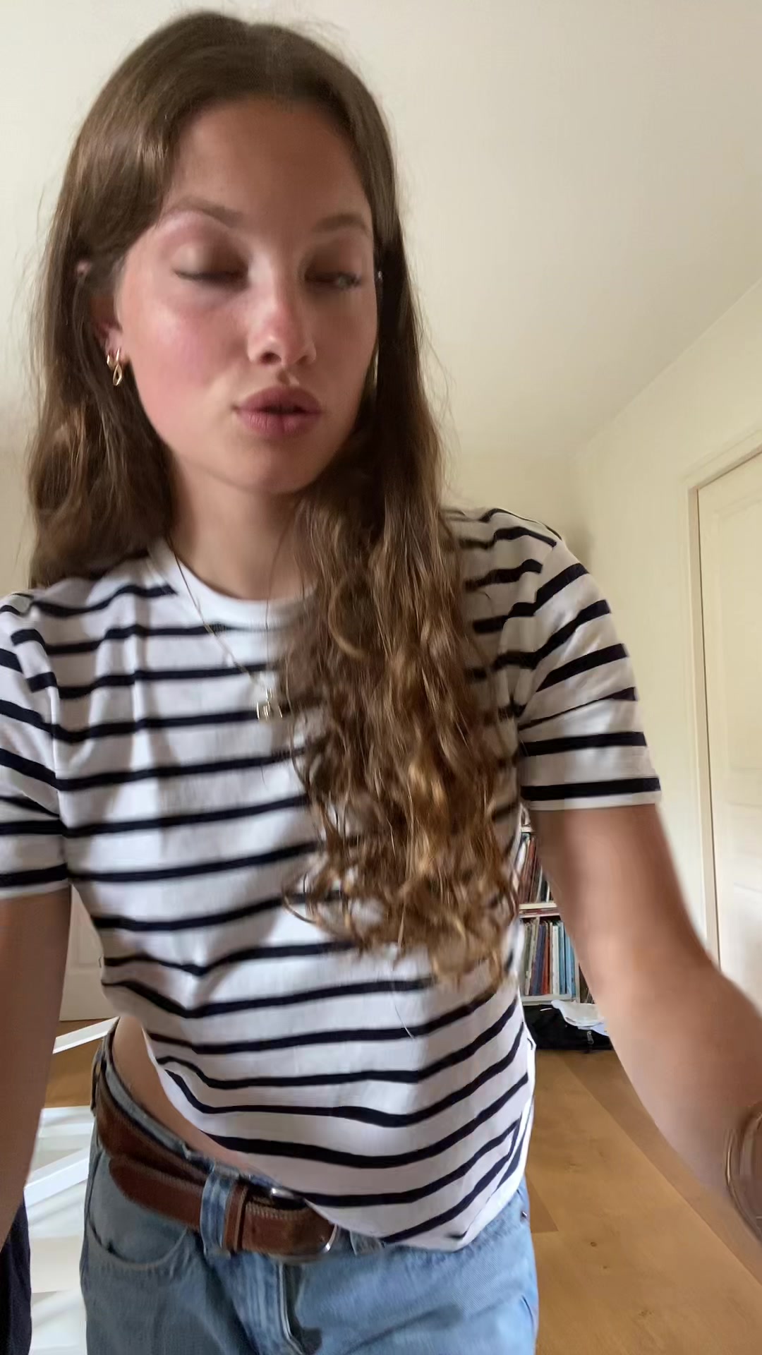 @&bull; anais &bull;