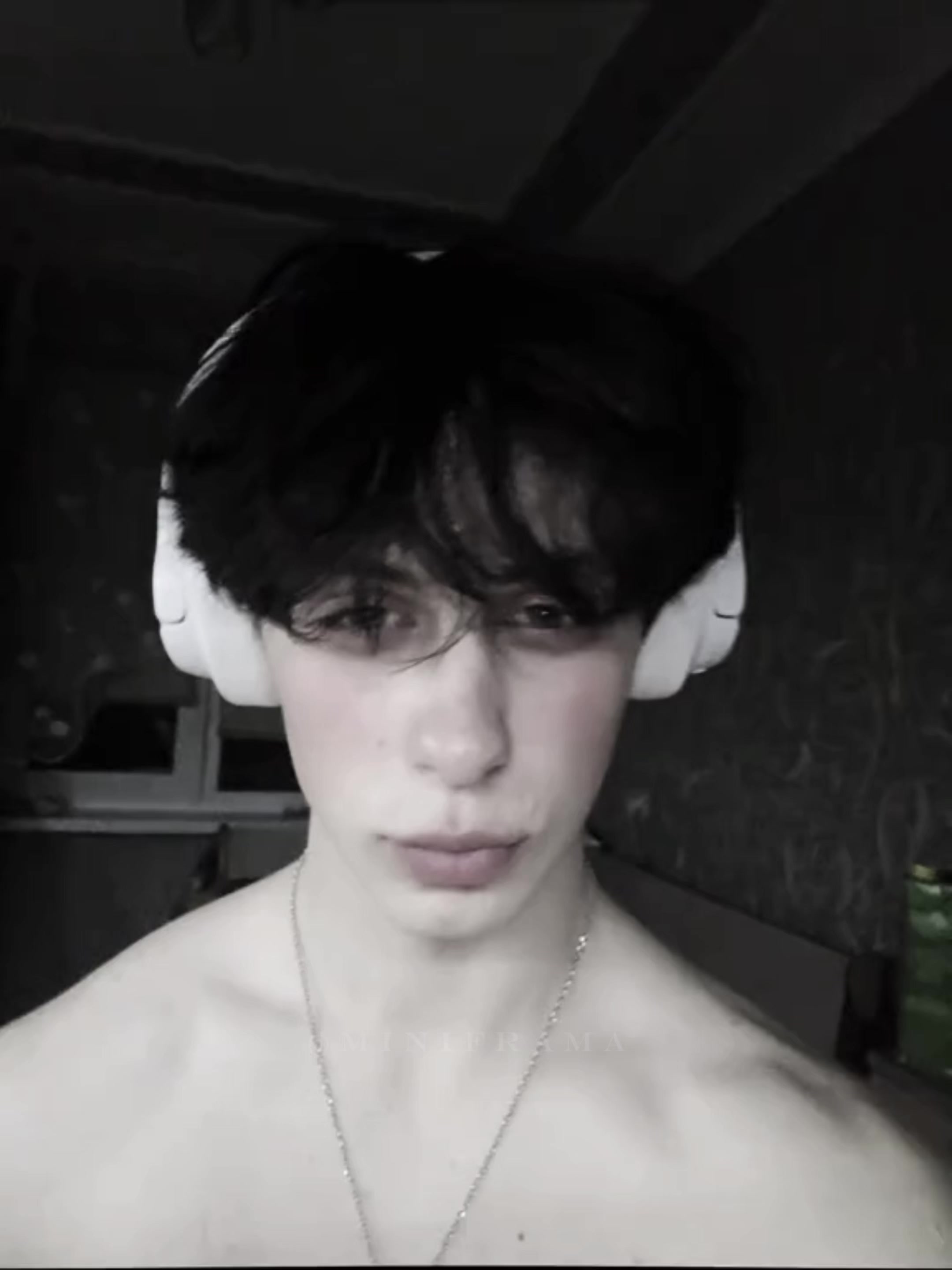 @kikii