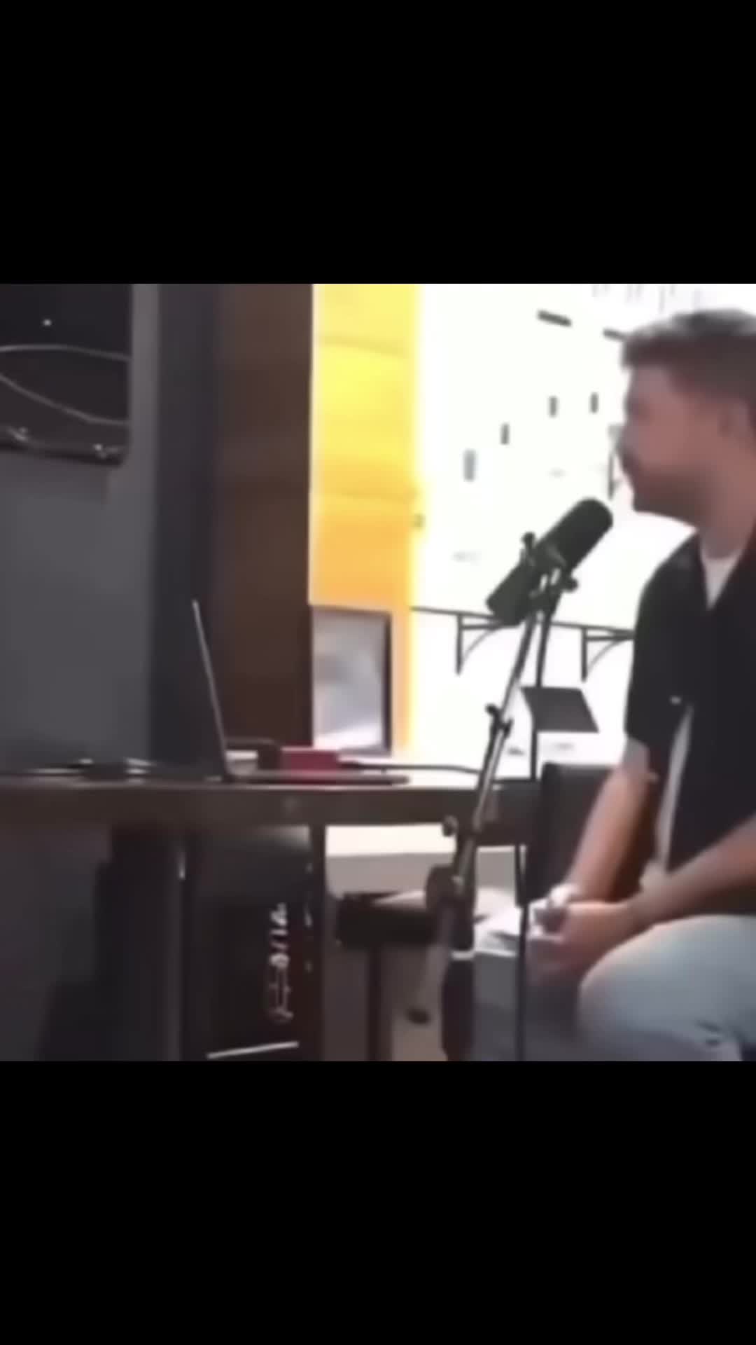 @MkngPls
