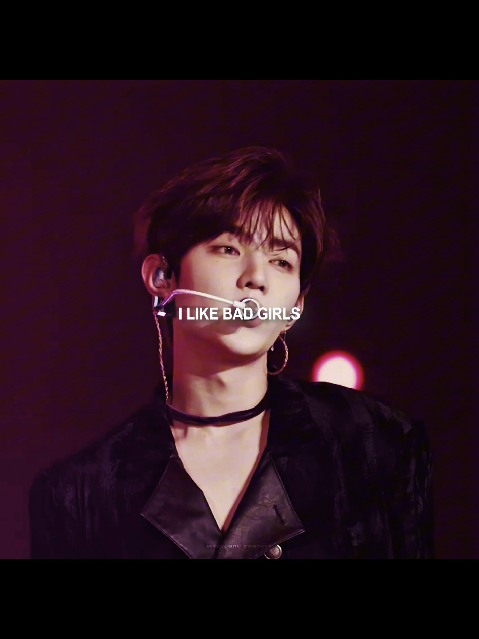 @zhang hao is my bias I swear