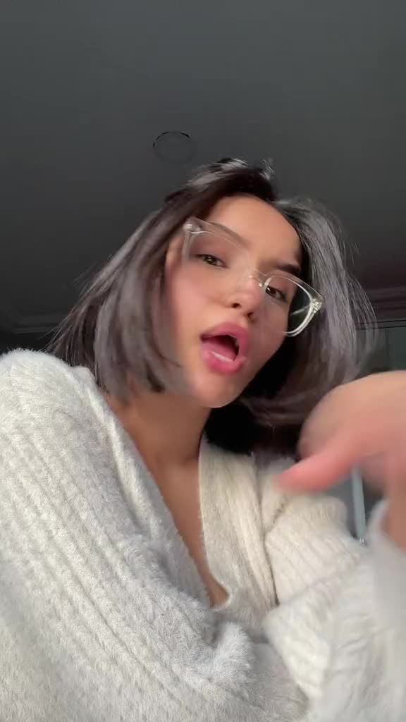 @🦋🌩𝑵𝑶𝑼𝑹🌩🦋