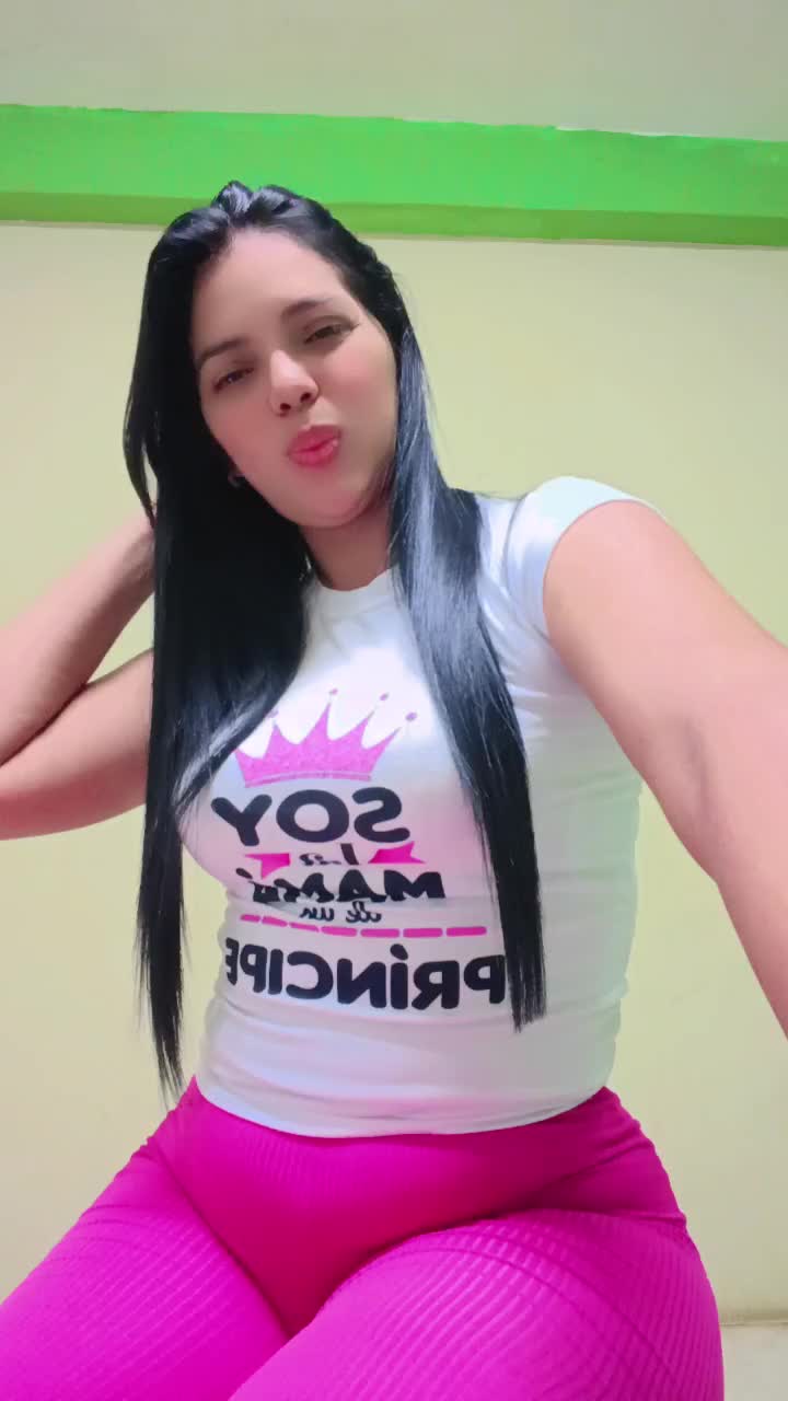 @EveR21🎶✨🙂&zwj;&harr;️